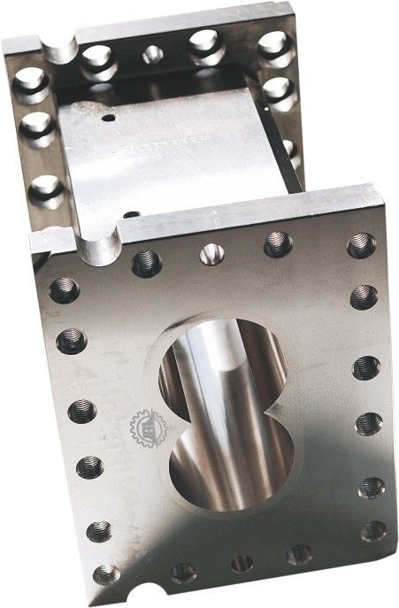 45 Cr12MOV Materialfass für Coperion Zsk-Serie Twin Screw Extruder Verbessern Sie Ihre Puffing-Maschine Leistung