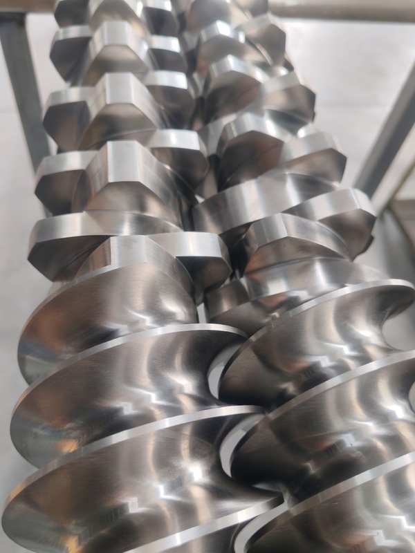 STS 95 Zwillingschraubenausdrüser Schraubelemente mit ISO 9001-Zertifizierung und kundenspezifischen Optionen