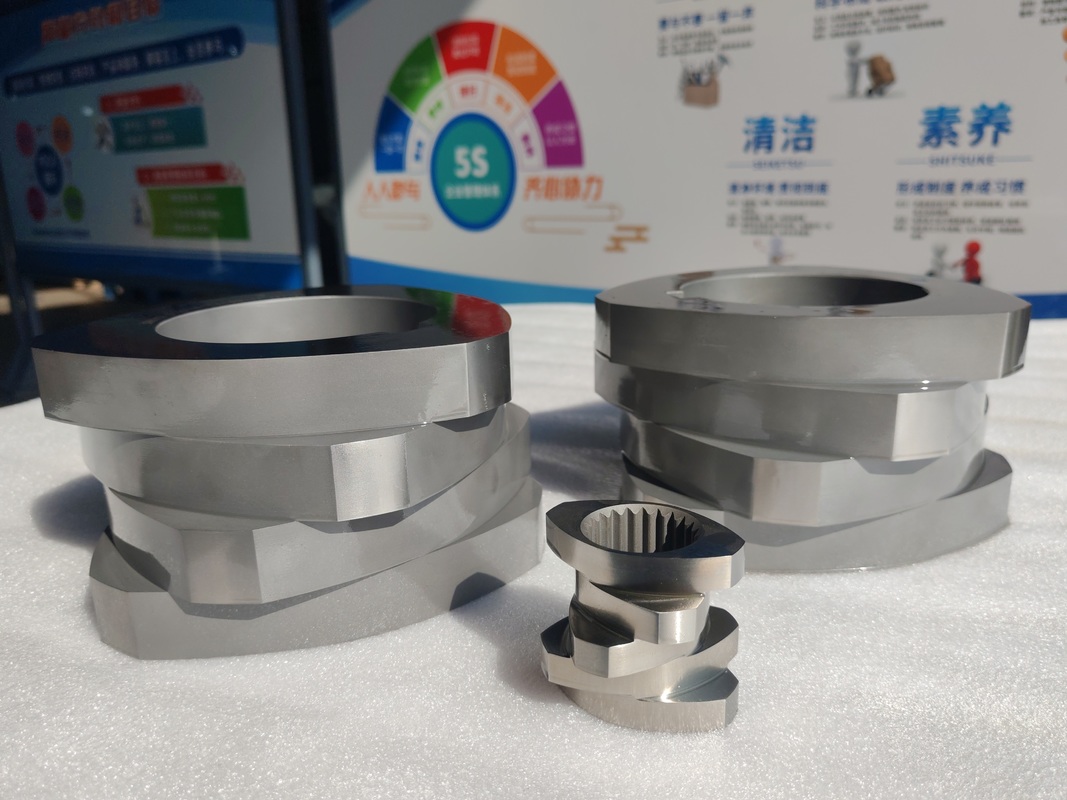 SZK 250 Doppelschneckenextruder Schneckenelemente mit ISO 9001 Zertifizierung und kundenspezifischen Optionen