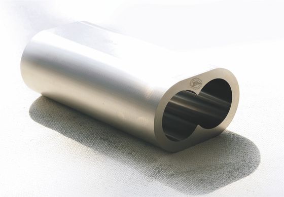 Parallele Zwillingschraube Plastik Extruder Hochverschleiß- und Korrosionsbeständigkeit Schraubelemente und kundenspezifisches Fass